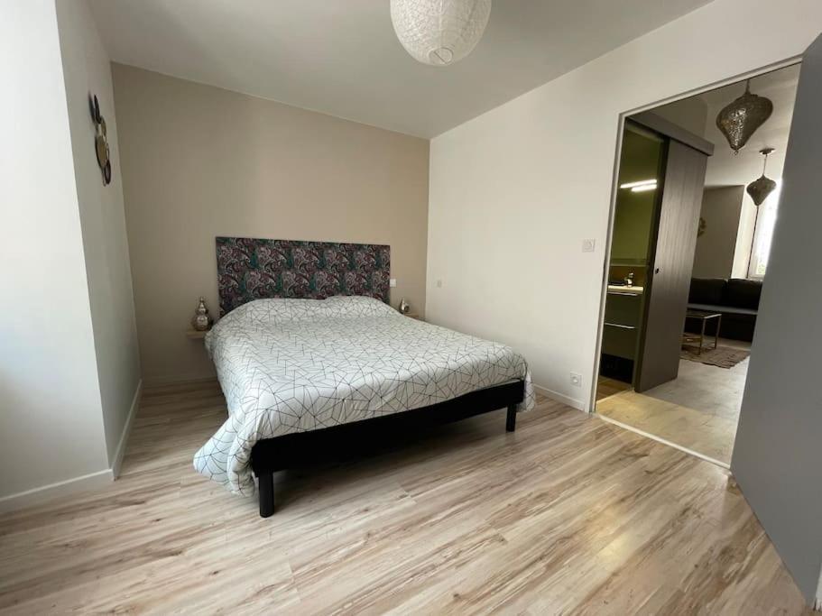 Apartmán T2 Refait A Neuf Sur Le Theme Oriental Rodez Exteriér fotografie
