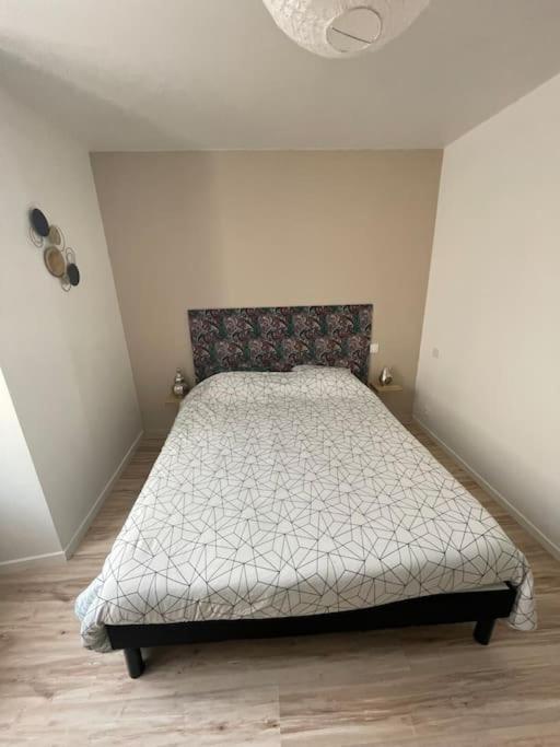 Apartmán T2 Refait A Neuf Sur Le Theme Oriental Rodez Exteriér fotografie